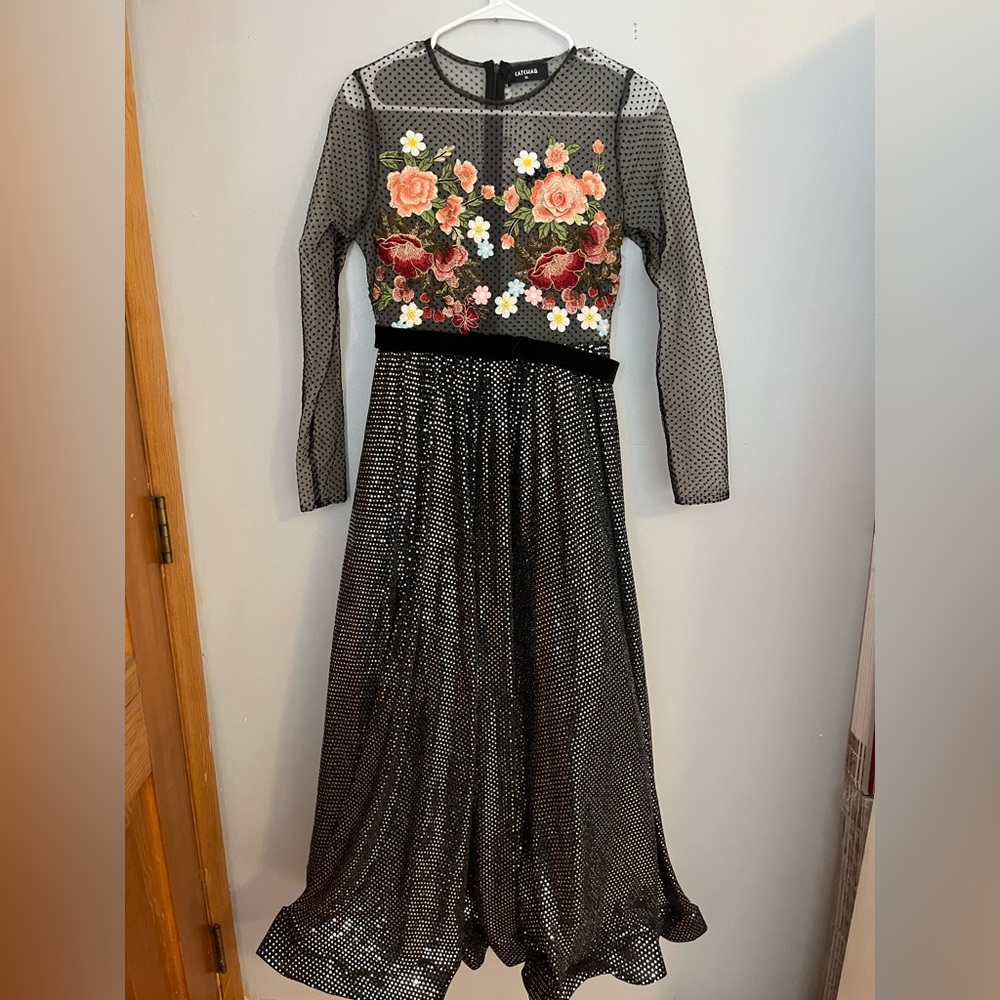 Catchall NWT Embroidered Floral Black Mesh Long-Sleeve Evening Dress‎